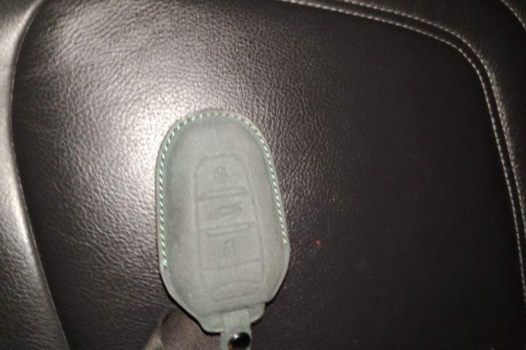 Used DS 6 2016 1.6T Luxury Edition THP160