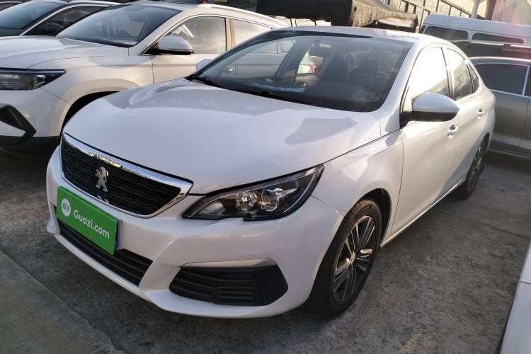 Used Peugeot 308 2018 1.6L Manual Fashion Edition
