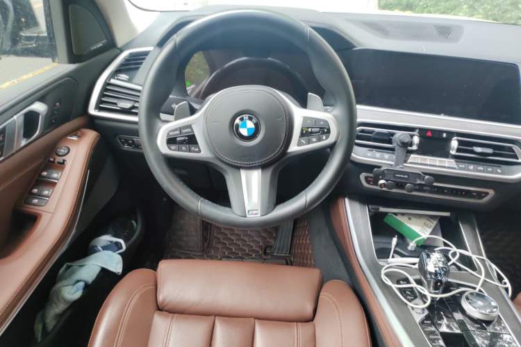 Used BMW X5 2020 xDrive30i M Sport Package Steering Wheel
