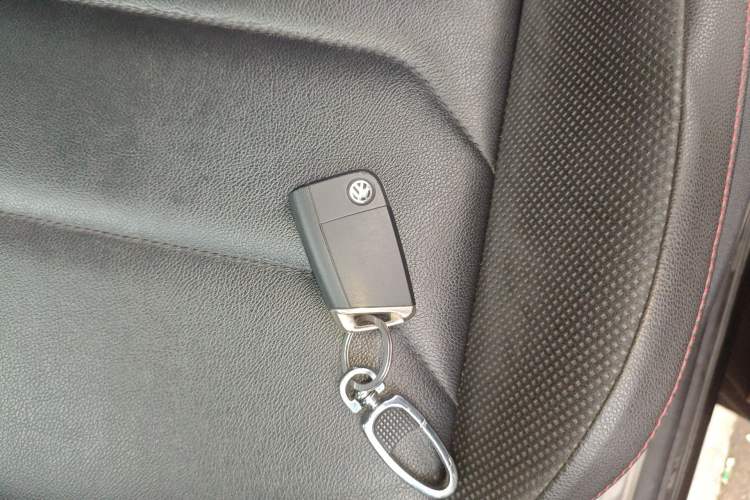 Used Volkswagen Tayron 2020 330TSI Two-Wheel Drive Luxury Smart Connectivity Version Vehicle Key