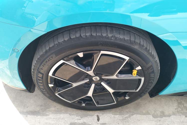 Used Xiaomi Auto SU7 2024 Rear-Drive Long-Range Intelligent Driving Version