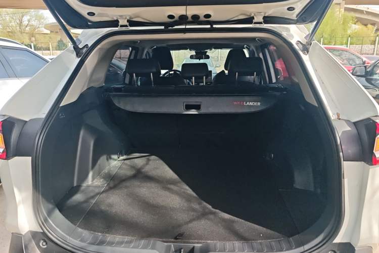 Used Toyota Wildlander 2022 2.0L CVT Two-Wheel Drive Luxury PLUS Edition