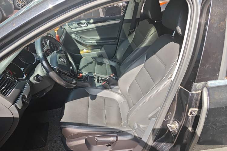 Used Volkswagen Sagitar 2017 1.6L Automatic Comfort Model Left Front Seat