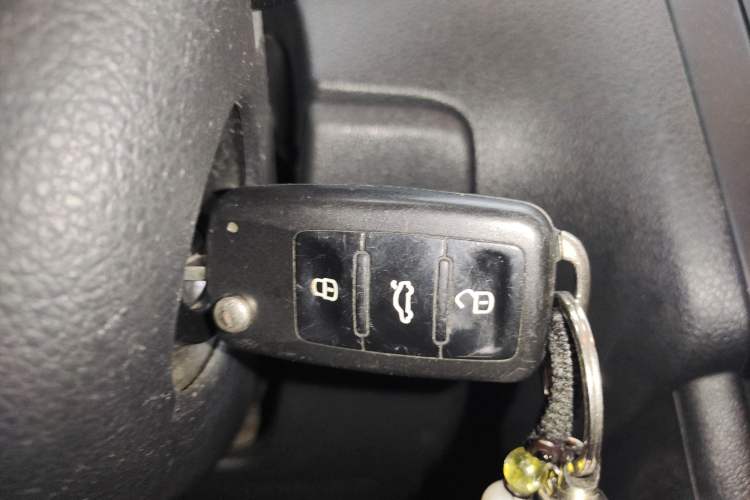 Used Volkswagen Polo 2013 1.4L Manual Fashion Edition
