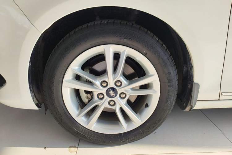 Used Ford Escort 2019 Revised Version 1.5L Automatic Enjoyment Type China VI Standard