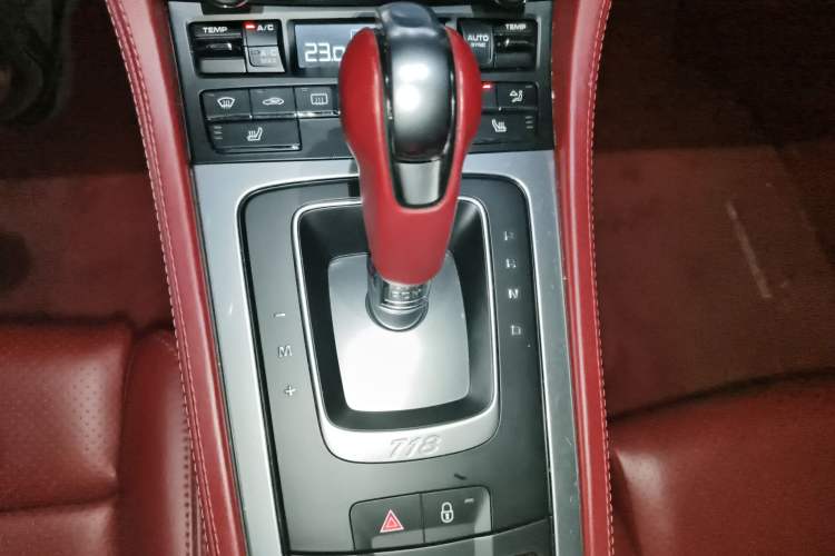 Used Porsche 718 2018 Cayman 2.0T Gear Lever