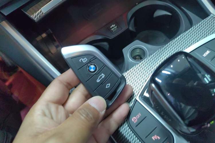 Used BMW 3 Series 2022 325i M Sport Night Edition Package Vehicle Key