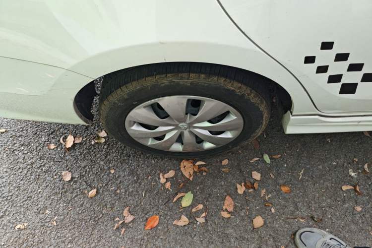 Used Toyota YARiS L Zhi Xiang 2018 1.5E CVT Champion Limited Edition Right Rear Wheel Hub