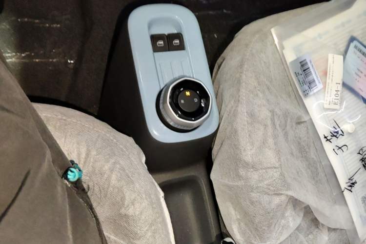 Used Geely Galaxy Panda 2024 Panda Mini 200km Endurance Bear
