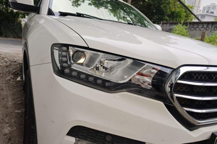 Used Haval H6 Coupe 2016 Blue Label 1.5T Manual Two-Wheel Drive Urban Model
