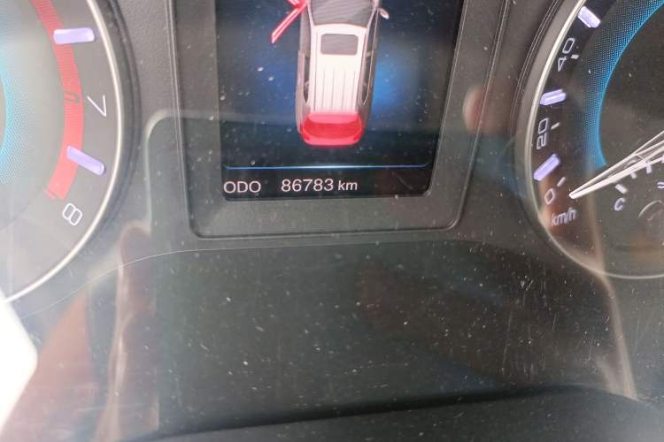 Used Haval H2 2018 Chuanxiang Edition Blue Badge 1.5T Manual Two-Wheel Drive Fashionable Model