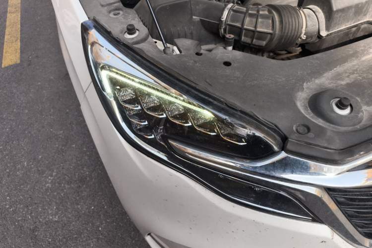 Used Buick GL8 2020 ES Land Cruiser 653T Luxury Model
