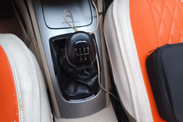 Used Buick Excelle 2011 1.6 LX-MT