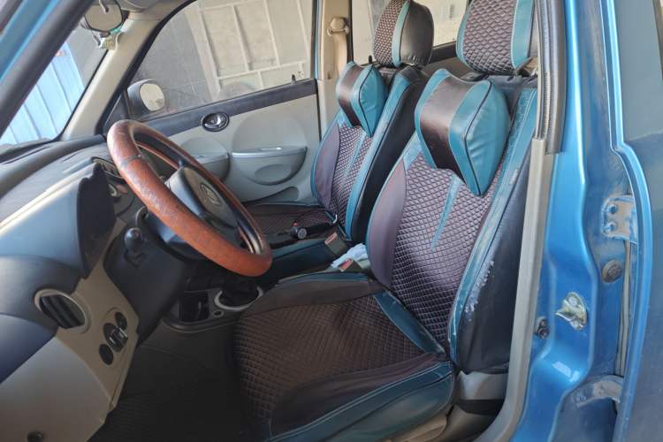 Used Lifan Auto 320 2012 Champion Edition 1.3L Manual CoolDrive Model
