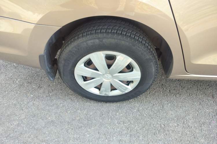 Used Volkswagen Jetta 2015 Value Edition 1.6L Manual Fashionable Style