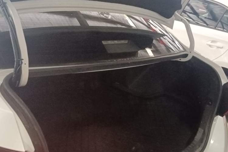 Used Toyota Levin 2017 Revised 185T CVT Elite Edition China V Standard Trunk