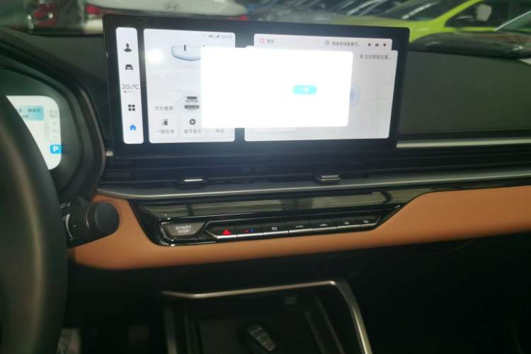 Used Geely Auto Emgrand 2025 4th Generation 1.5L CVT Flagship Version Audio And AC Panel