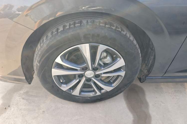 Used CHANGAN Eado 2023 Changan Edition PLUS Blue Whale NE 1.4T GDI DCT Prestige Version