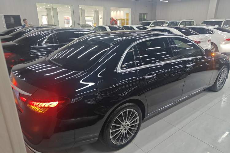 Used Mercedes-Benz E-Class 2022 E 260 L Rear
