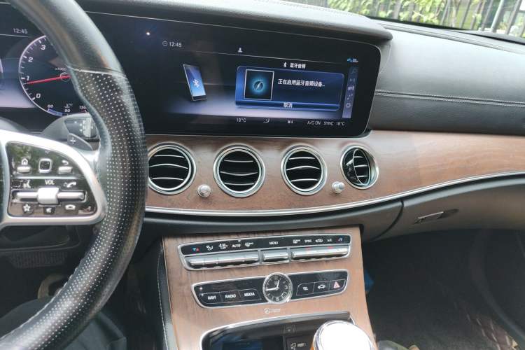 Used Mercedes-Benz E-Class 2019 E 200 L Audio And AC Panel