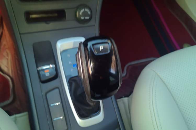 Used Dongfeng Aeolus E70 2018 Super-Enjoyment Edition