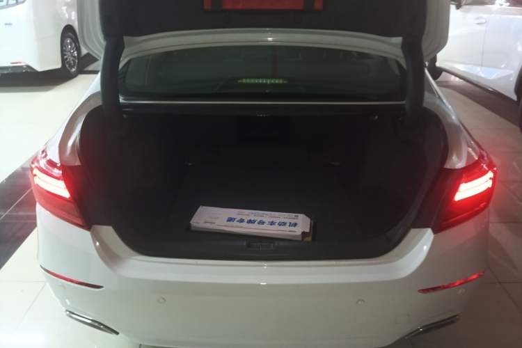 Used Honda Inspire 2019 260TURBO Elegant Edition China VI Emission Standard
