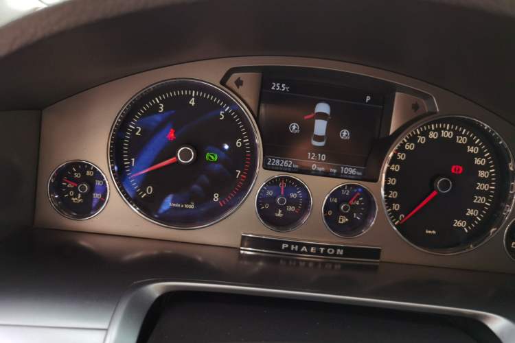 Used Volkswagen Phaeton 