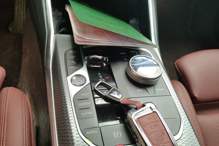 Used BMW 3 Series 2023 325i M Sport Night Edition Package Gear Lever