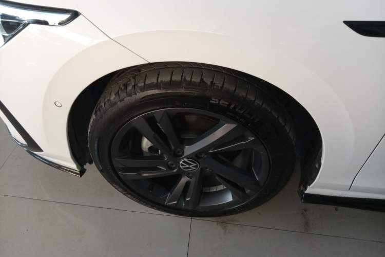 Used Volkswagen Golf 2021 280TSI DSG R-Line Exterior 4