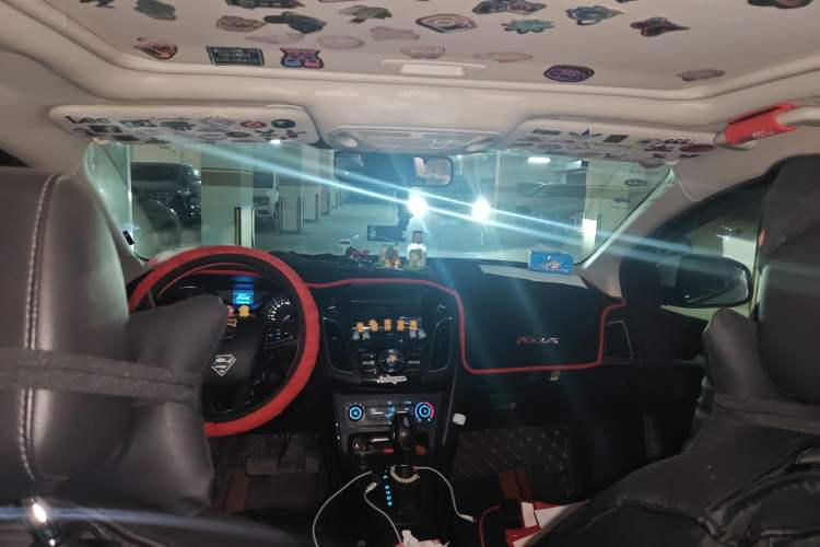 Used Ford Focus 2018 Hatchback Classic 1.6L Automatic Trendy SmartDrive Edition