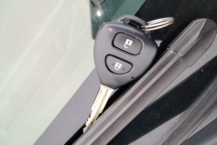 Used Toyota Corolla 2011 1.6L Automatic GL Vehicle Key