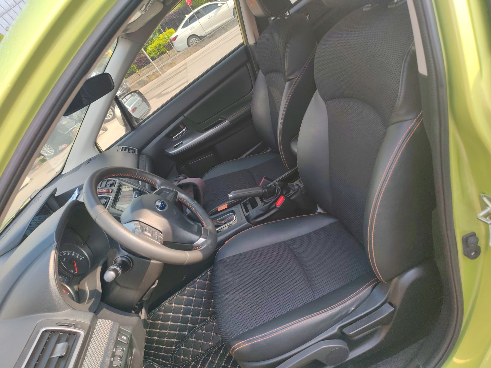 Interior delantero