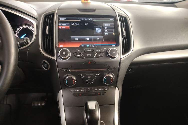 Used Ford Edge 2017 EcoBoost 245 Two-Drive Platinum Edition 5 Seats