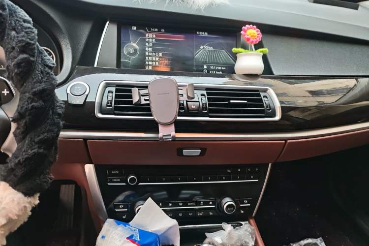 Used BMW 5 Series GT 2013 535i Elegant Edition