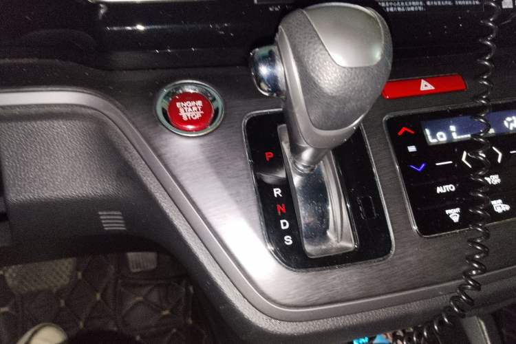 Used Honda Elysion 2016 2.4L Supreme Edition
