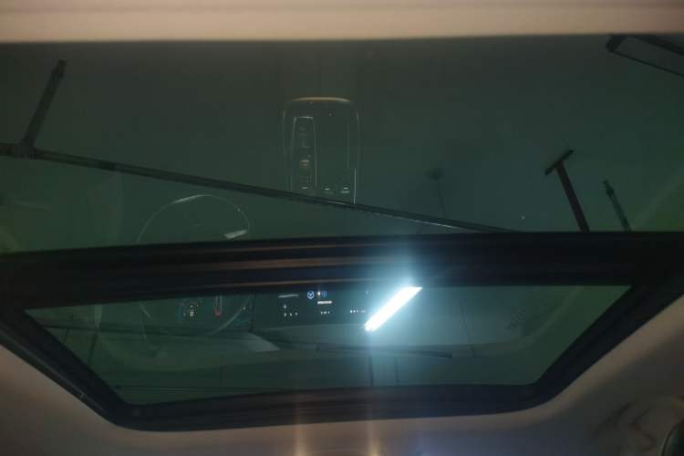 Used GAC Group Toyota iA5 2021 Luxury Edition Headliner