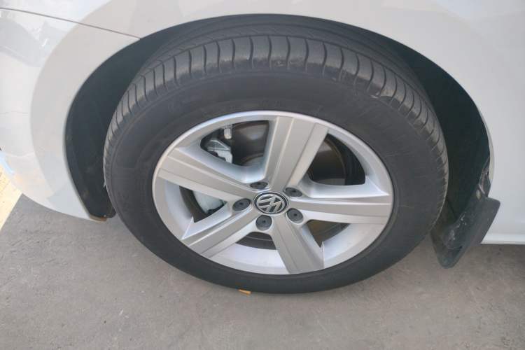 Used Volkswagen Golf 2017 230TSI Automatic Comfort Edition – Celebrating Milestone of One Million Units
