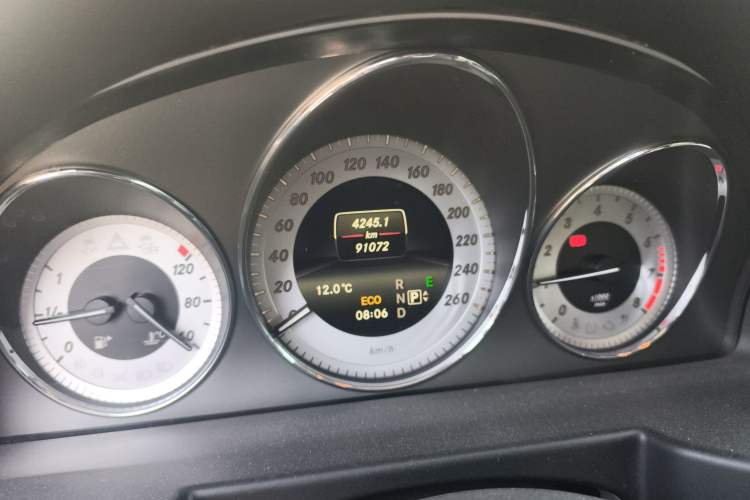 Used Mercedes-Benz GLK-Class 2015 GLK 260 4MATIC Dynamic Edition Ultimate Version
