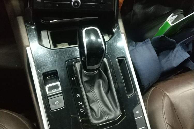 Used Wey VV7 2017 2.0T Flagship Model