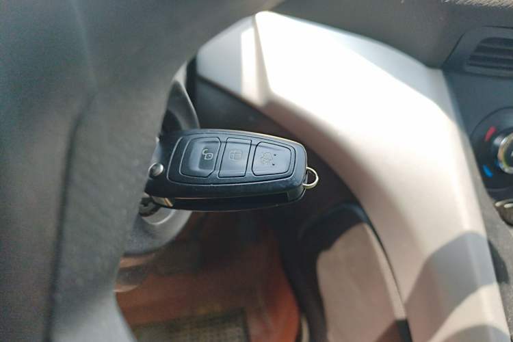 Used Ford Kuga 2015 1.5L GTDi Two-Wheel-Drive Comfort Model