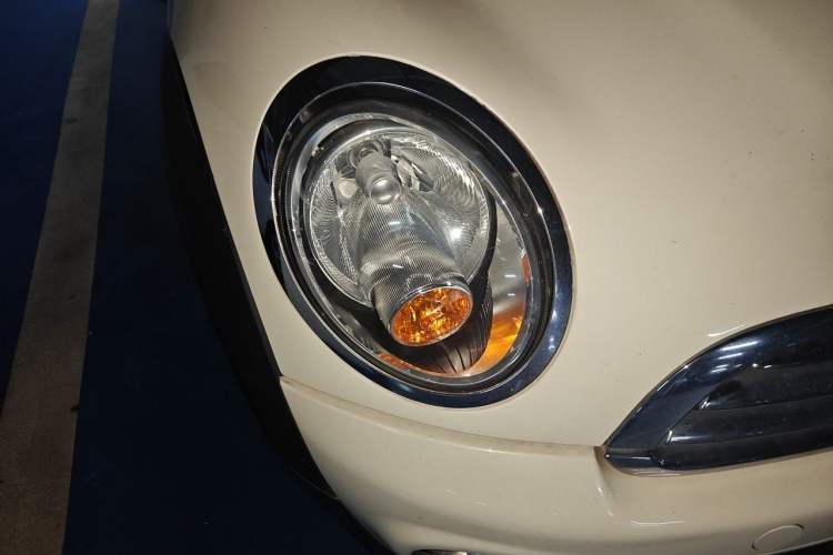 Used MINI 2011 1.6L ONE
