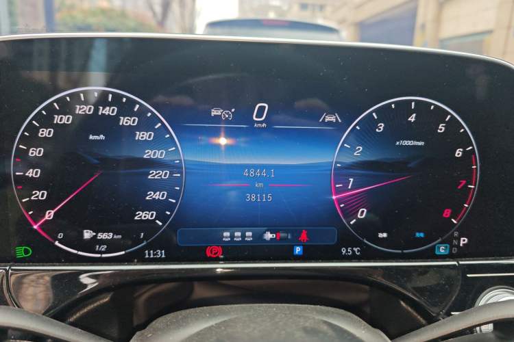 Used Mercedes-Benz E-Class 2024 E 260 L
