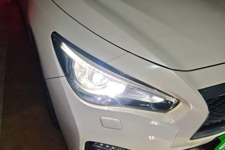 Used Infiniti Q50L 2015 2.0T Comfort Edition Right Front Headlight