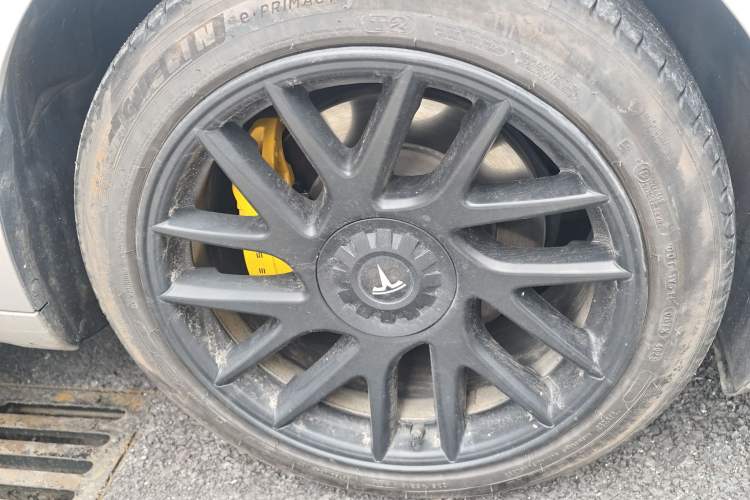 Used Tesla Model 3 2023 Rear-Wheel-Drive Version
