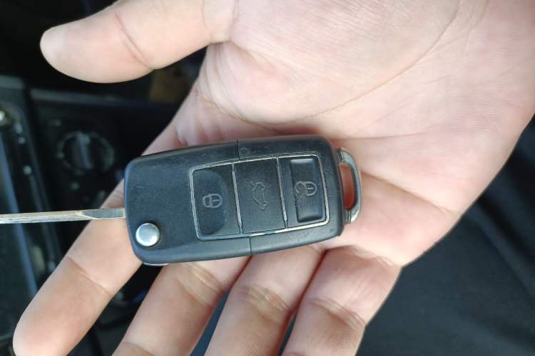 Used Volkswagen Santana 2013 1.4L Manual Fashion Edition Vehicle Key