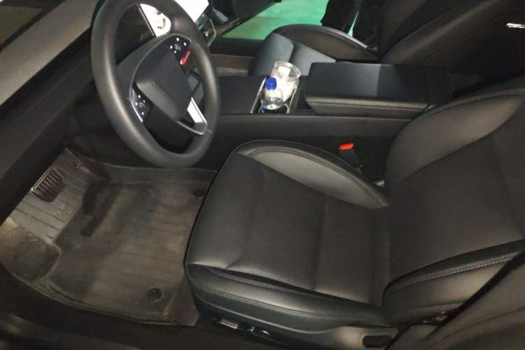 Used Tesla Model 3 2023 Rear-Wheel-Drive Version Left Front Seat