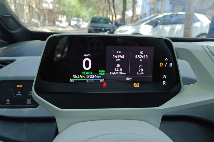 Used Volkswagen ID.3 2023 Upgraded Model Pure Intelligent Enjoyment Version Odometer Close Up