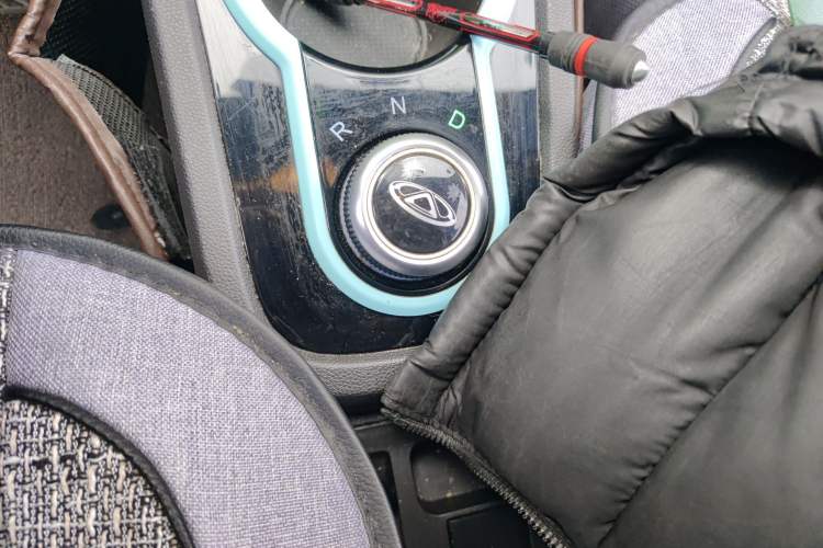 Used Chery Little Ant 2021 200 000-Yuan Ant Fan Edition Talent Version NMC Battery 301 km Gear Lever