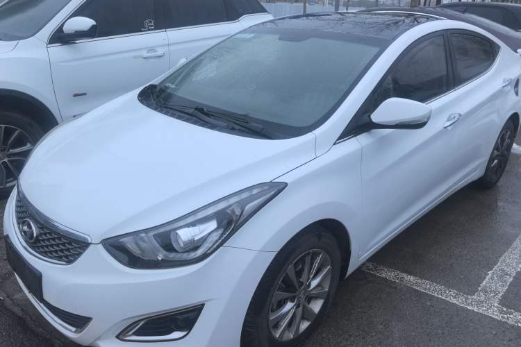 Used Hyundai Elantra (5th Generation / Langdong) 2016 1.6L Manual Luxury Model