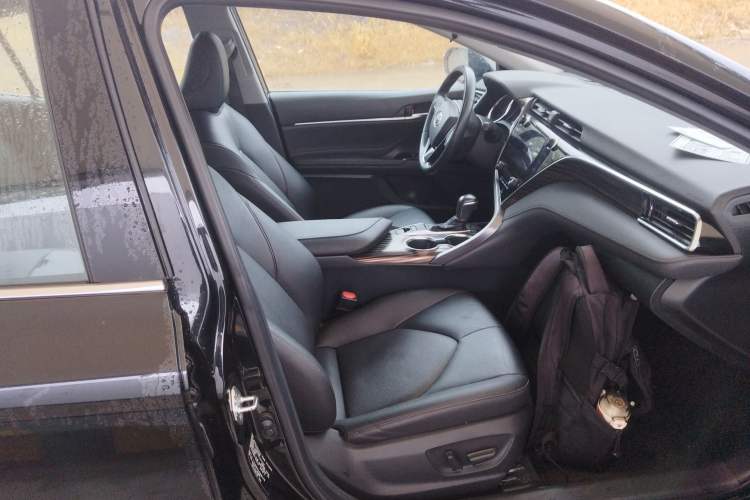 Used Toyota Camry 2019 2.0G Luxury Edition China VI Standard
